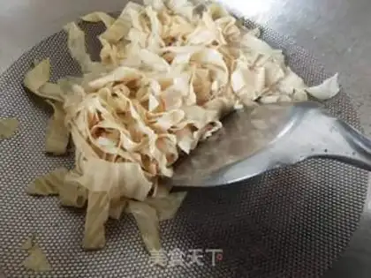Make Spinach and bean peel step 2