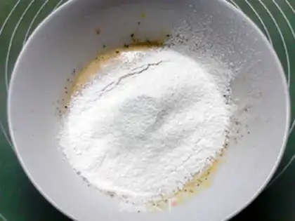 Make Buddha-style milk and tea step 5
