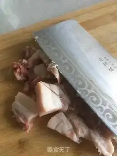 Make Pork and cabbage step 1