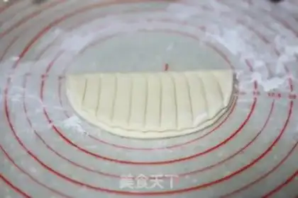 Make The date-hot buns step 6