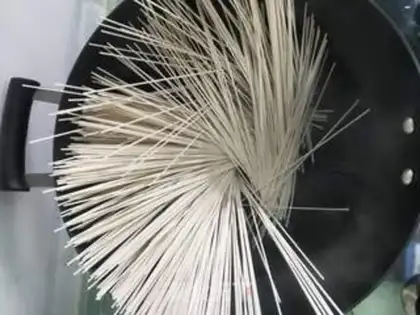 Make Shrimp noodles step 3