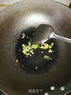 Make Sour sausage noodles step 4