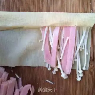 Make A bean roll step 3