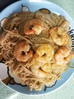 Make Shrimp noodles step 6