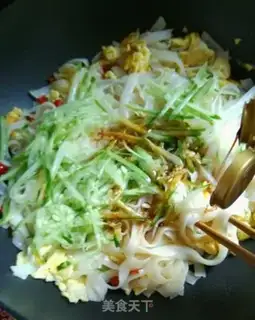 Make cucumber silk and river powder step 7