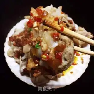 Make Pepper chopping pig hoof step 13