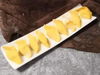 Make Pumpkin shrimp meat dumplings step 11