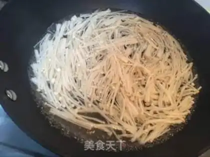 Make Sour soup needle, fat cow step 2