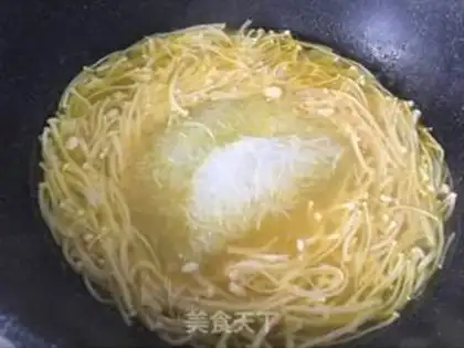 Make Sour soup needle, fat cow step 4