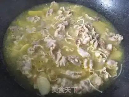 Make Sour soup needle, fat cow step 7