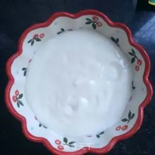 Make Banana and yogurt step 1