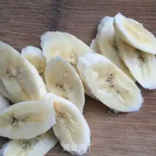 Make Banana and yogurt step 2