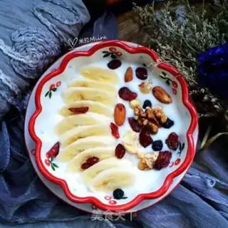 Make Banana and yogurt step 6