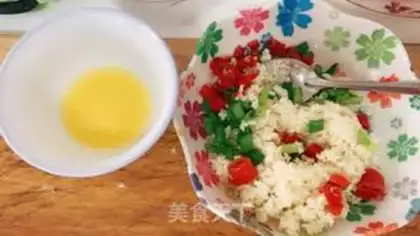 Make Garlic toasted Boston lobster step 1