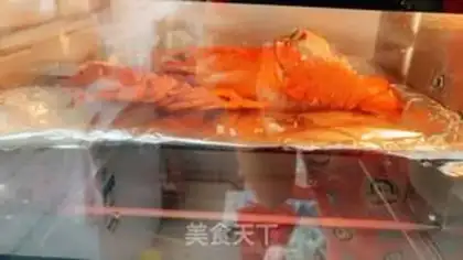 Make Garlic toasted Boston lobster step 3