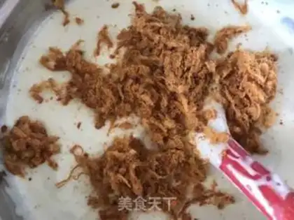 Make Onion pine cake step 11