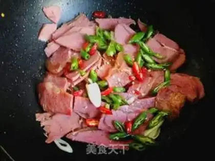 Make Pancakes and beef step 5