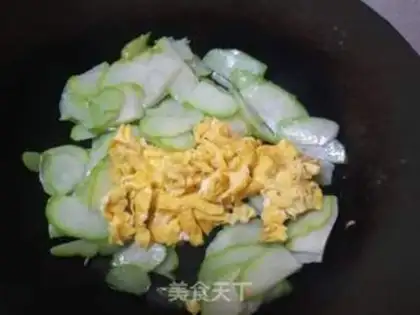 Make Fried eggs step 8