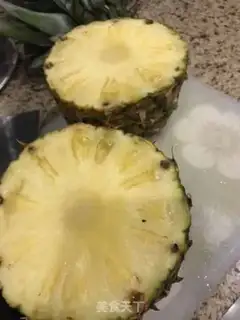 Make Pineapple rice step 3