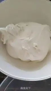 Make Double-coloured buns step 1