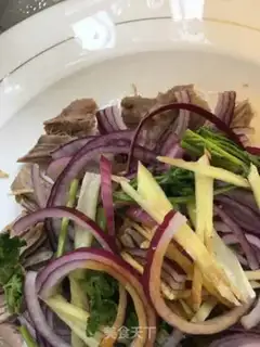 Make Onion with lamb step 12