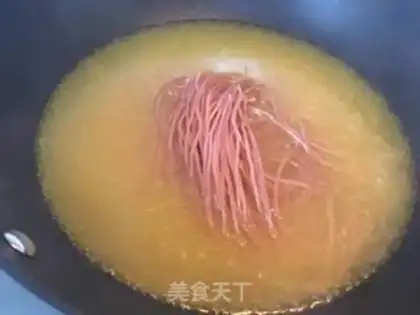 Make Sour soup, fat cow rice step 3