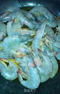 Make Spicy shrimp step 1