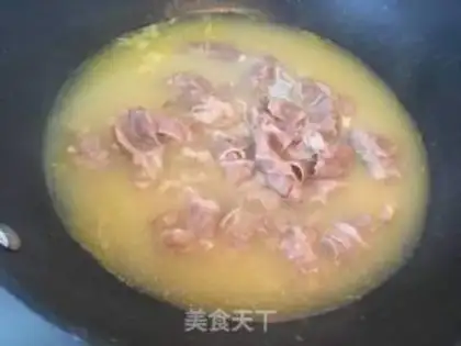 Make Sour soup, fat cow rice step 7