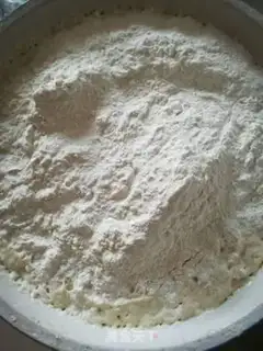 Make White, fat, fat buns step 14