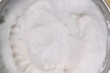 Make Cotton candy rolls step 5