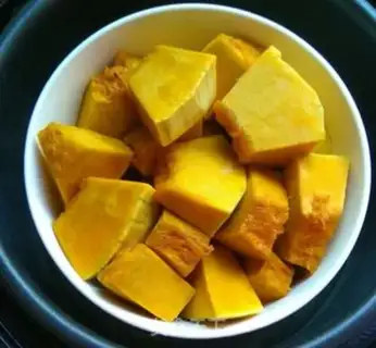 Make Pumpkin steam mooncake step 1