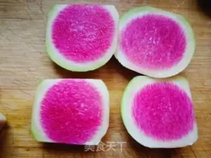 Make ♪ ♪ The radish peel ♪ step 1
