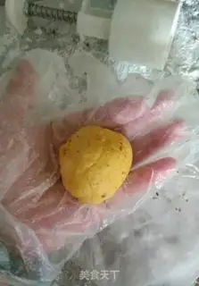 Make Pumpkin steam mooncake step 8