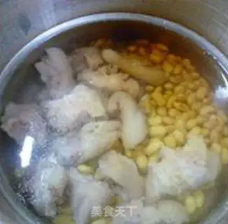 Make Soybeans hoove soup step 4