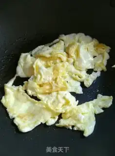 Make Eggs and apricot mushrooms step 6