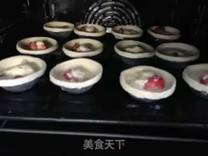 Make Strawberry balls step 6