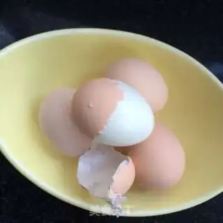 Make Lucky money balls step 0
