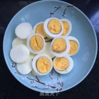 Make Lucky money balls step 1