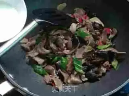 Make Piper peppers and pig hearts step 9
