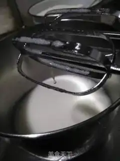 Make Pistol cake step 5