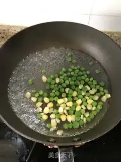 Make Shrimp curry rice step 2