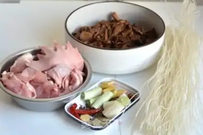 Make Chicken mushroom stew step 0