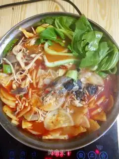 Make Fish-head hotpot step 13