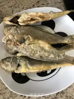 Make Snow-cooked yellow fish step 5