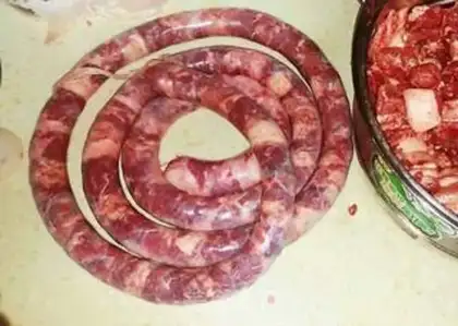 Make Sorrow sausage step 3