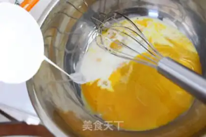 Make Fruit cream box cake step 1