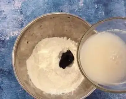 Make Two-colour milk rolls step 4