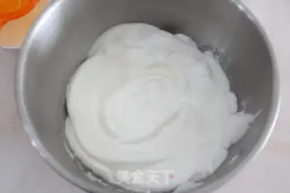 Make Fruit cream box cake step 5