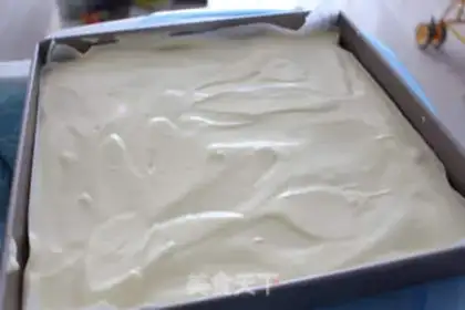 Make Fruit cream box cake step 6