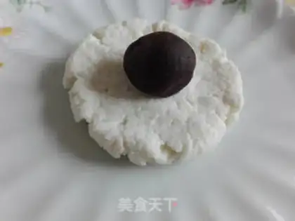 Make Bean Sand Mountain medicine cake step 2